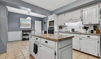 1621 Harris Dr, Bartlesville, OK 74006