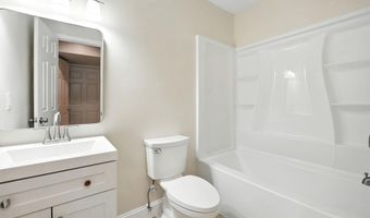 2134 S LOWELL St, Arlington, VA 22204