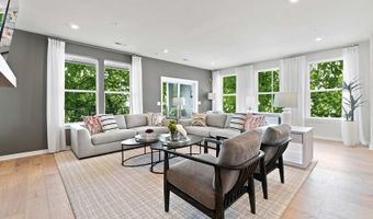 44522 WOLFHOUND Sq, Ashburn, VA 20147