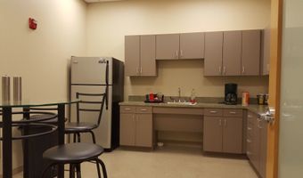 2390 Esplanade Dr 202, Algonquin, IL 60102