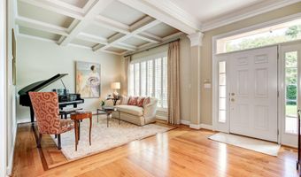 7927 SANDALFOOT Dr, Potomac, MD 20854