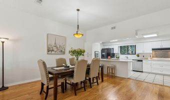 2058 BEACH Ave, Atlantic Beach, FL 32233