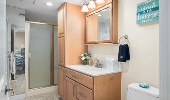 17 E 14TH St, Barnegat Light, NJ 08006