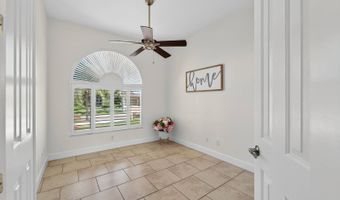 924 Bunker View Dr, Apollo Beach, FL 33572