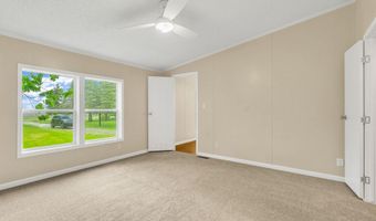 2100 Rowe, Applegate, MI 48401