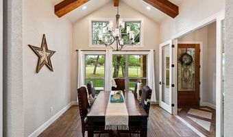 140 Wood Valley Dr, Adkins, TX 78101