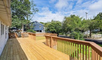1966 South St, Toms River, NJ 08753
