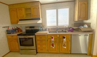 98609 CAMELLIA Dr, Brookings, OR 97415