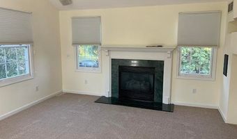 1701 Forest Edge Dr, Amherst, NY 14051