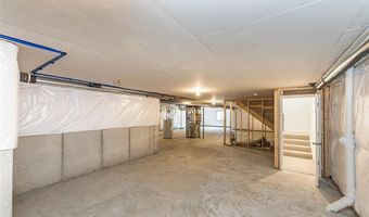 6804 Snowy Owl Ln, Affton, MO 63123