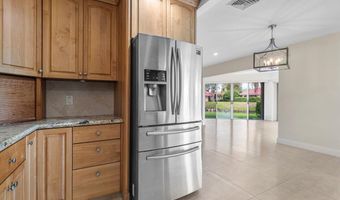 362 Yorktowne Cir, Atlantis, FL 33462