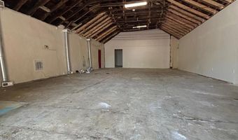 2305 MCELDERRY St, Baltimore, MD 21205