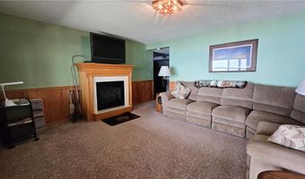 11621 Maple Springs Dr SE, Alexandria, MN 56308