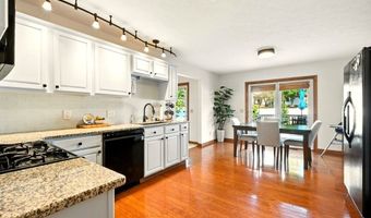 2040 Stone Hedge Ln, Ashland, OH 44805