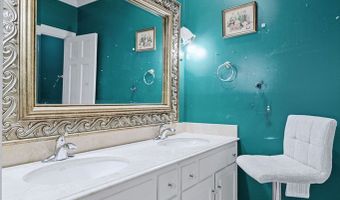 2530 E ALBERSON Dr, Albany, GA 31721