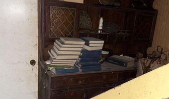 323 Railroad Ave, Branchville, SC 29432