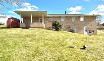 3033 St Johns Rd, Colliers, WV 26035