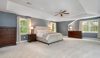 4 Morning Star Ct, Lincoln, RI 02865