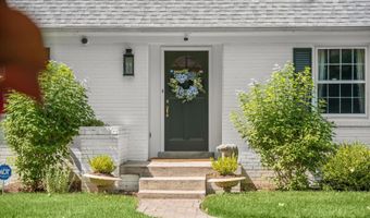 8436 BURNING TREE Rd, Bethesda, MD 20817