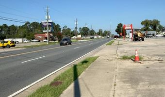 464 W Parker St, Baxley, GA 31513