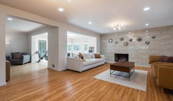 630 Sierra Dr SE, Albuquerque, NM 87108