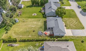 3030 N MORRISON St, Appleton, WI 54911
