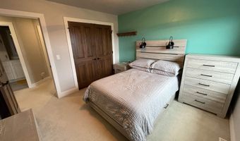 6860 W DESIGN Dr, Appleton, WI 54942