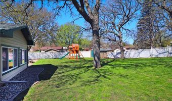 1210 Southview Ln, Albert Lea, MN 56007