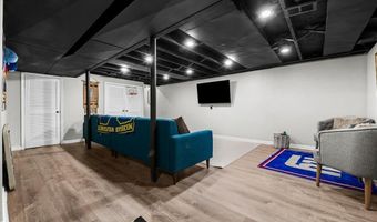 6716 Rosedale Blvd, Allen Park, MI 48101