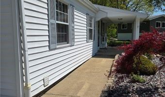 2543 Burlingham Dr, Ashtabula, OH 44004