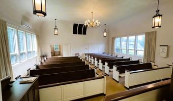 2 Howard St, Augusta, ME 04330