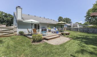 841 Country Ln, Indianapolis, IN 46217