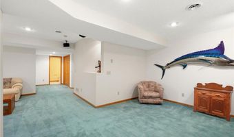 12068 Gantry Ln, Apple Valley, MN 55124