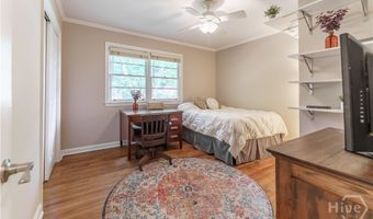 759 Riverhill Dr, Athens, GA 30606