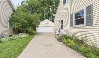 1136 W ROBERTS Ave, Appleton, WI 54914