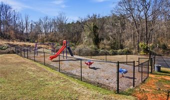 108 Hodge St, Abbeville, SC 29620