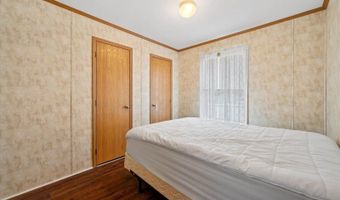11 E St, Bangor, ME 04401
