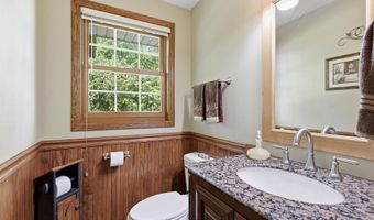 W2530 BROOKHAVEN Drive, Appleton, WI 54915
