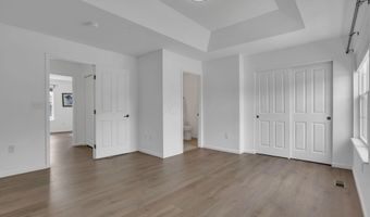 120 Gifford Rd, Columbus, OH 43235