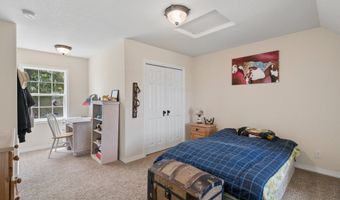 10124 WISEACRE Ln, Aurora, OR 97002