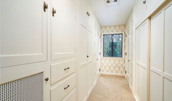 47 S Wheaton Rd, Akron, OH 44313
