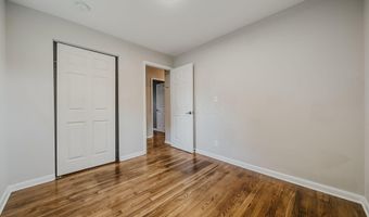 5135 Fairlane Rd, Columbus, OH 43207