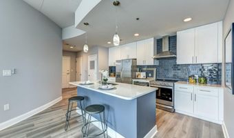 950 W Peachtree St NW 1504, Atlanta, GA 30309