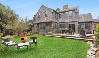 25 Gardiner Dr, Amagansett, NY 11930