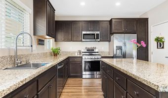216 Oberlander Way, Fallbrook, CA 92028
