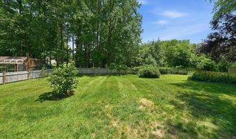 5 LINDEN SPRING Ln, Bear, DE 19701