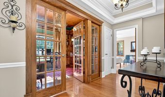 9 MEADOWBROOK Ln, Appleton, WI 54914