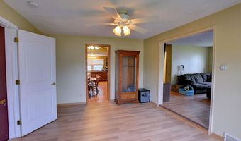 450 N 4 St, Arlington, NE 68002