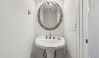 1948 SANDCREEK Dr, Atlanta, GA 30331