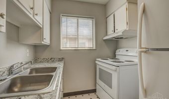 522 Elliott Ave, Arlington Heights, OH 45215